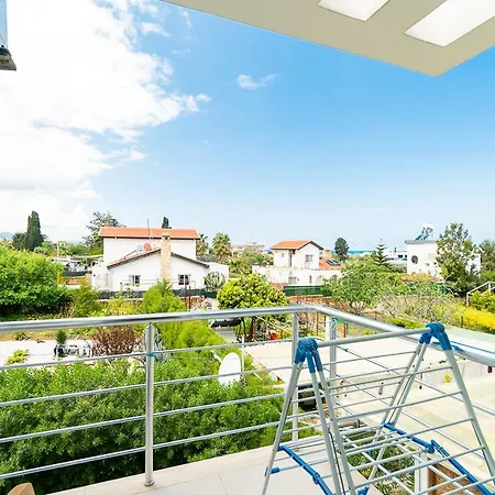 Lejlighed Luxury Two-bedroom In Amazing Place Lukomorye C4 Karavas (Northern Cyprus)