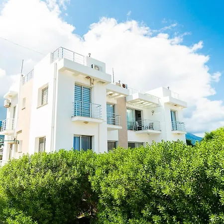 Appartement Luxury Two-bedroom In Amazing Place Lukomorye C4