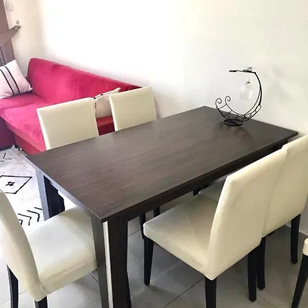 Luxury Two-bedroom In Amazing Place Lukomorye C4 Appartement *